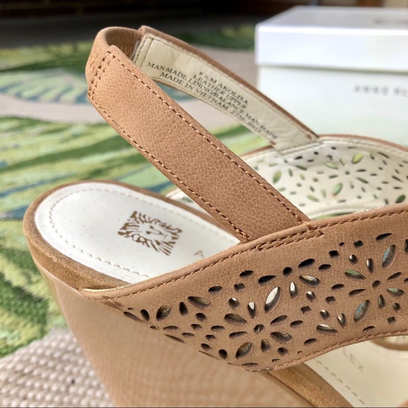 Anne Klein • Akolisa Keyhole Leather Wedge Sandals - Picture 4 of 7